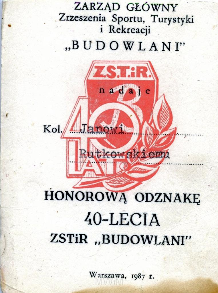 KKE 3269-2.jpg - Odznaka 40 lecia Zarządu Głównego zeszeszenia sportu, turystyki i rekreacji "Budowlani", Jan Rutkowski, Warszawa, 1987 r.